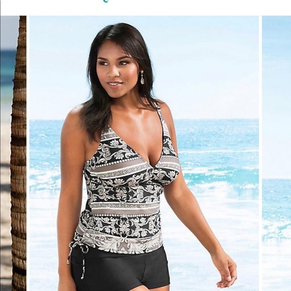 NWT Black and white stripedCUTE TANKINI SET medium - Picture 3 of 9